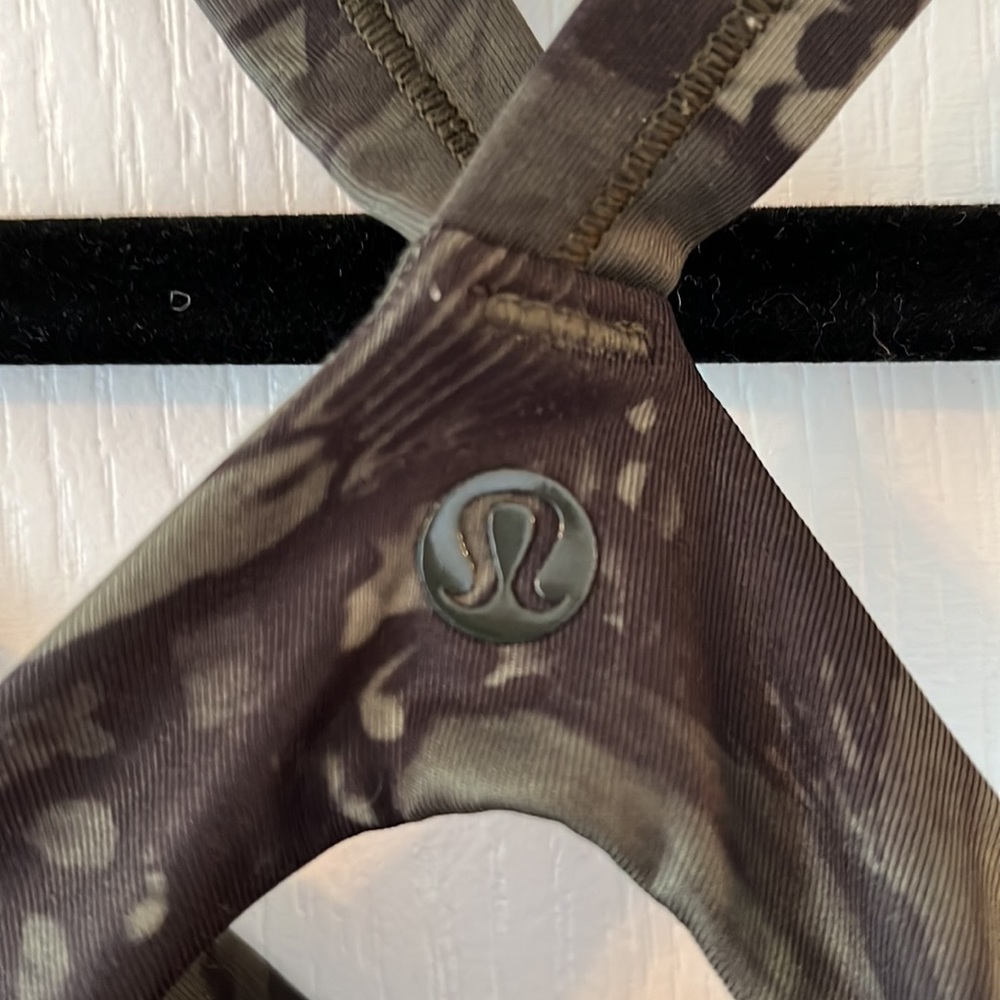 Lululemon Forest Tank - Picture 5 of 5